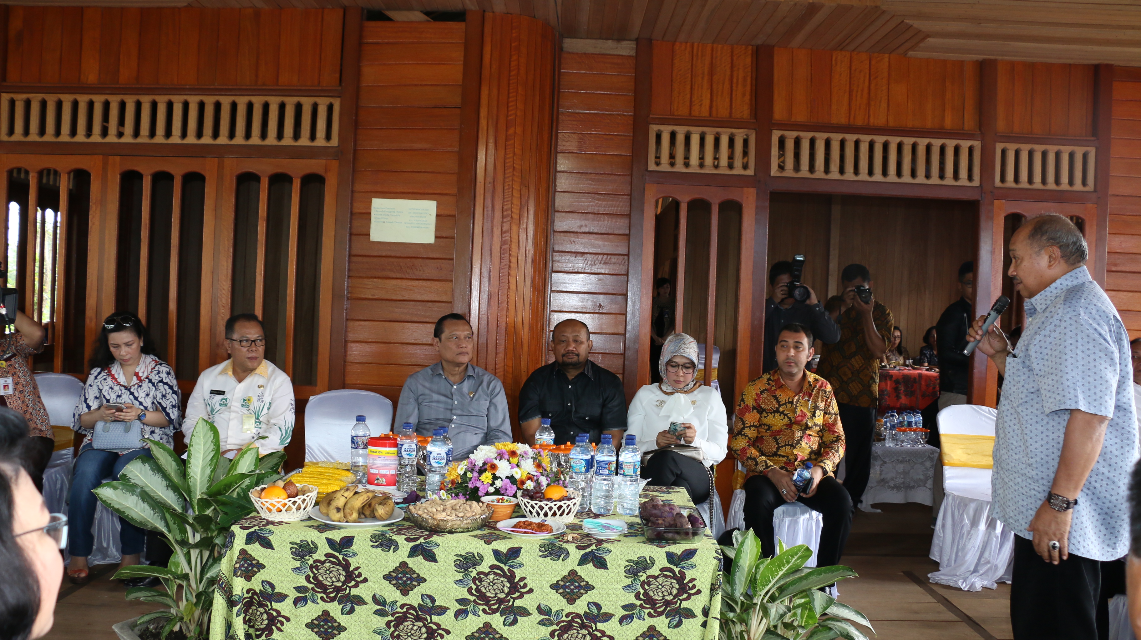 Perbankan Langgar Aturan? Lapor Saja ke Komisi VI DPR RI